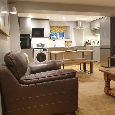 No8 3 Bed Cottage Winter Deals Offered 3 Nights Or More Nov-Mar Backbarrow Pokój zdjęcie
