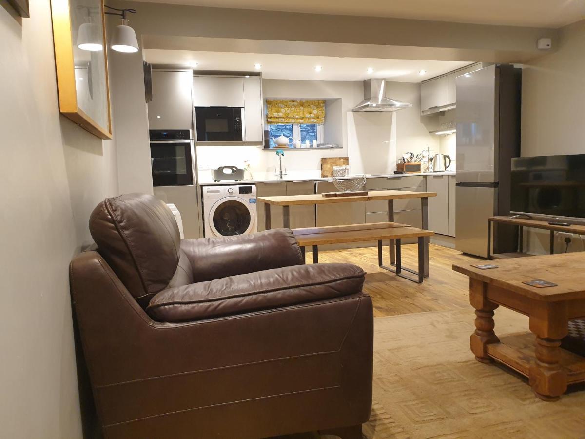 No8 3 Bed Cottage Winter Deals Offered 3 Nights Or More Nov-Mar Backbarrow Pokój zdjęcie