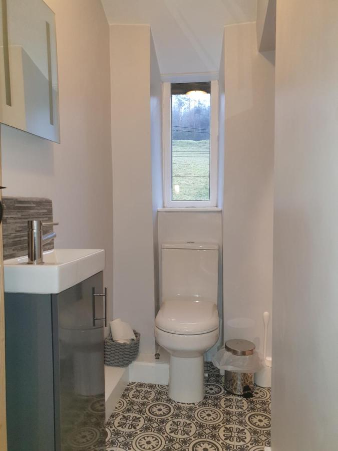 No8 3 Bed Cottage Winter Deals Offered 3 Nights Or More Nov-Mar Backbarrow Pokój zdjęcie