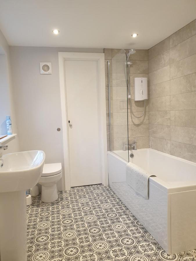 No8 3 Bed Cottage Winter Deals Offered 3 Nights Or More Nov-Mar Backbarrow Pokój zdjęcie
